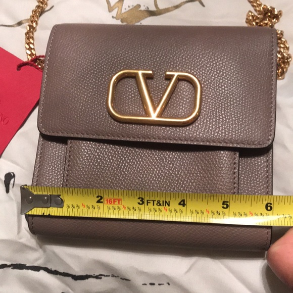 Authentic Valentino crossbody bag with chain - Picture 9 of 9